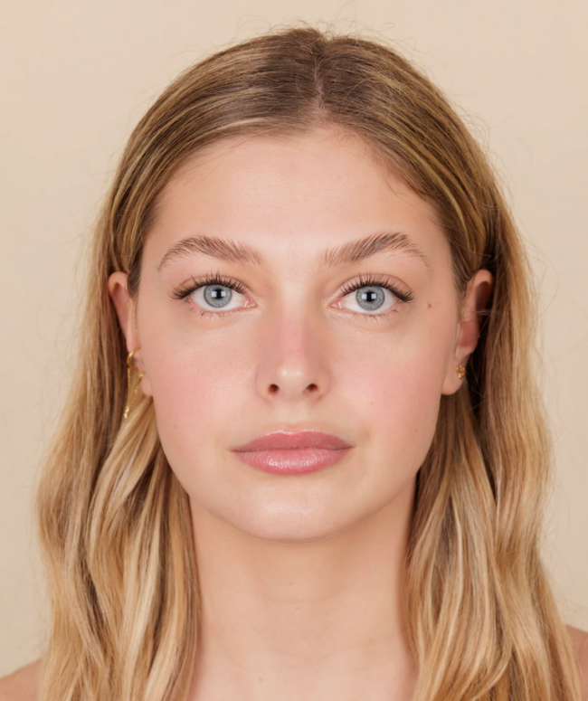 Fluffy sourcils méthodes de brow lamination brow lift et maquillage permanent